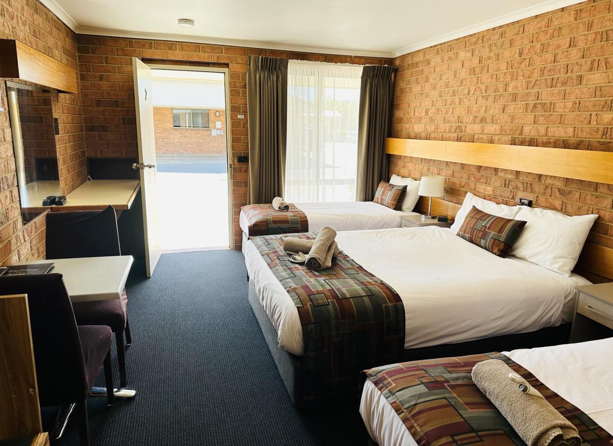 Moama Central Motel Echuca Kültér fotó