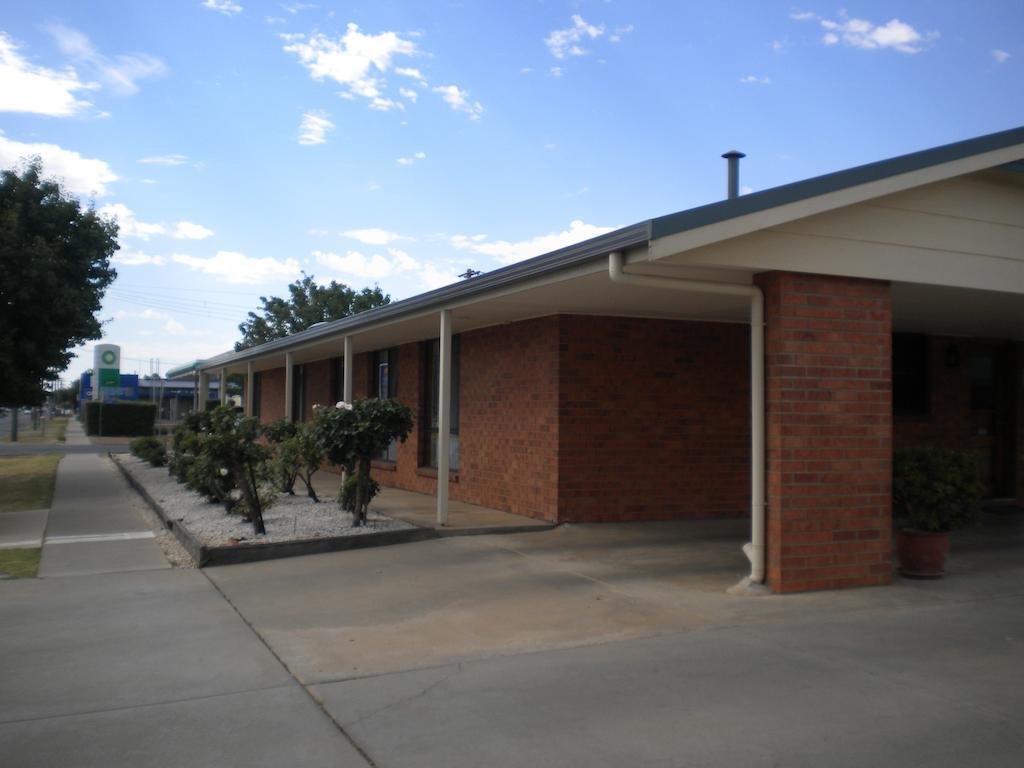 Moama Central Motel Echuca Kültér fotó
