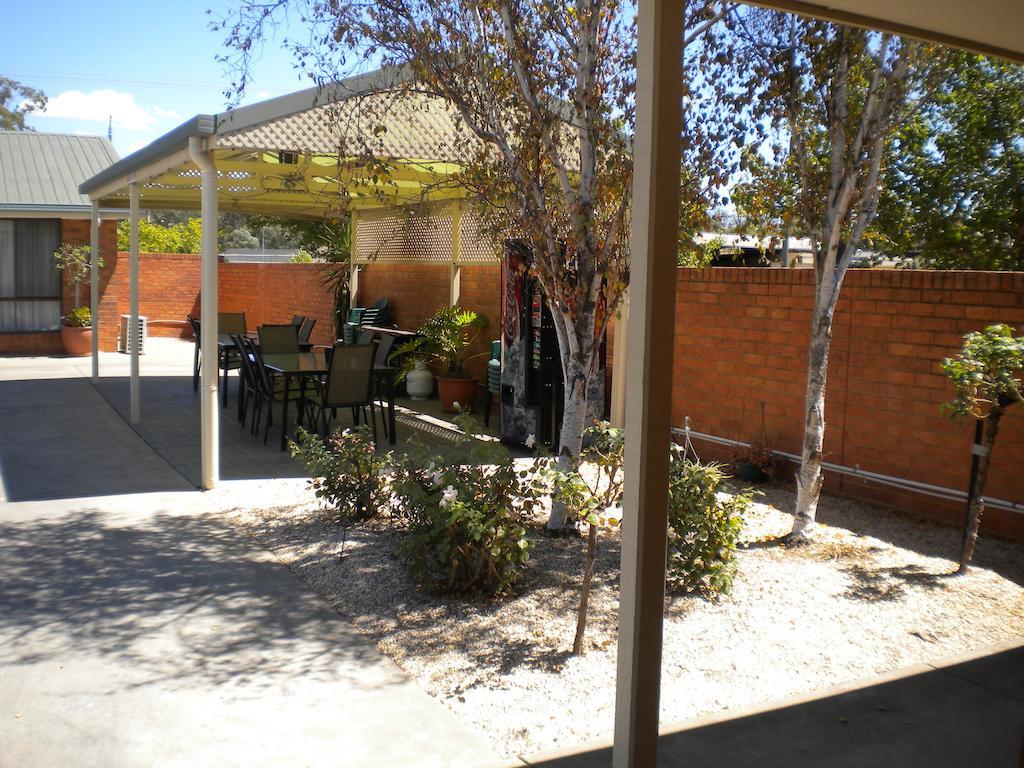 Moama Central Motel Echuca Kültér fotó