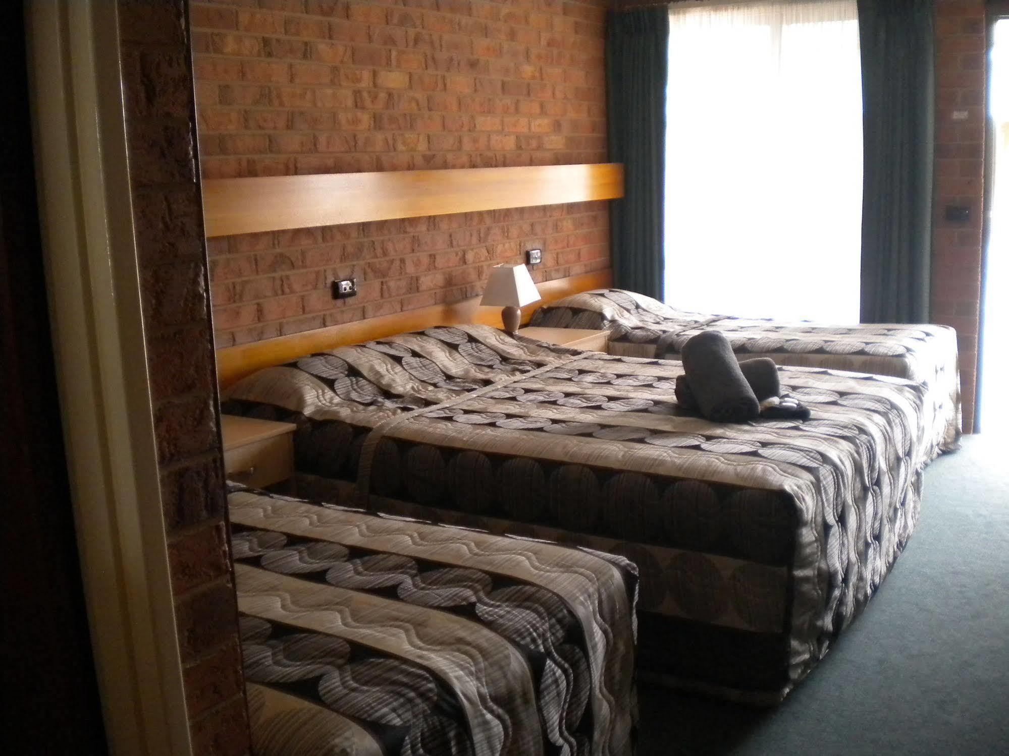 Moama Central Motel Echuca Kültér fotó