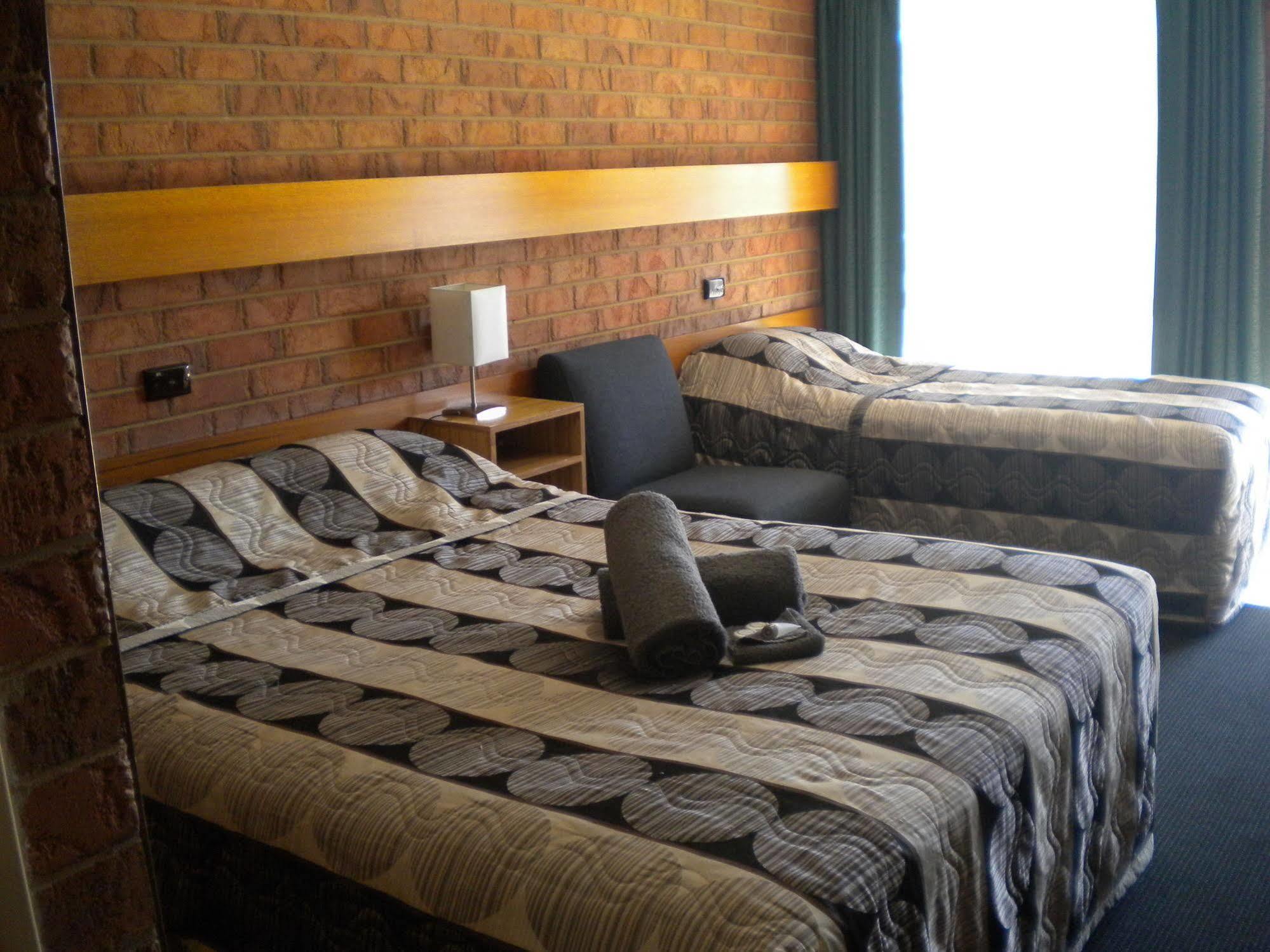 Moama Central Motel Echuca Kültér fotó