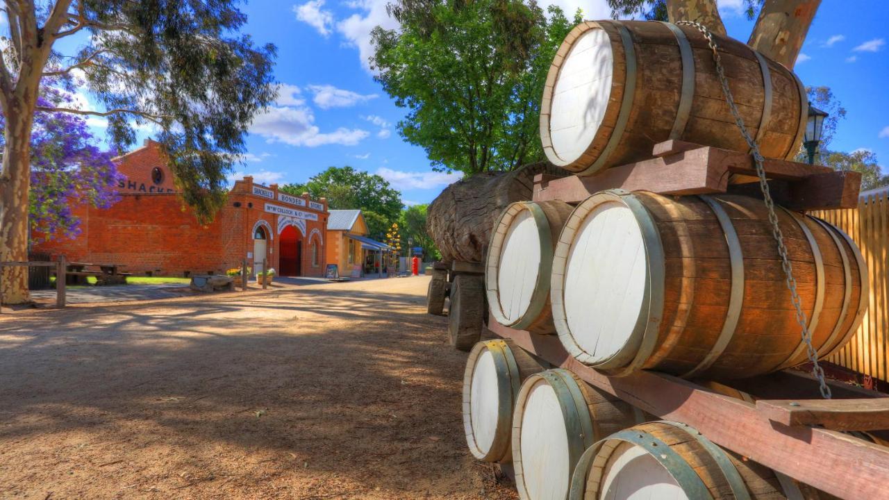 Moama Central Motel Echuca Kültér fotó